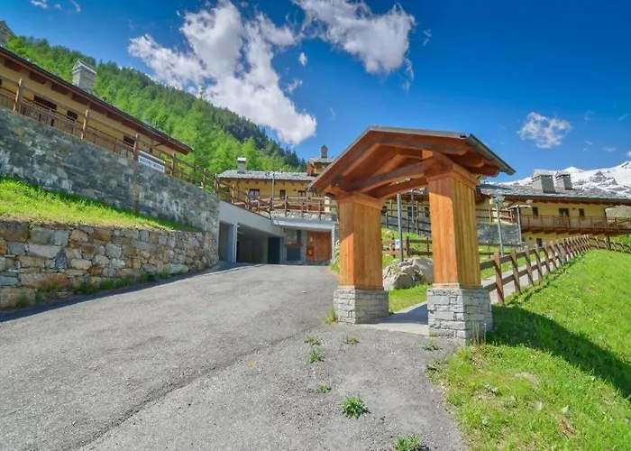 Apartment Monte Rosa Panorama Staval